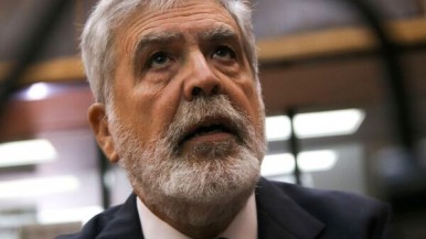 Embargan al ex ministro De Vido por 50 millones de pesos