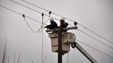 Corte de energía en Santa Cruz durante el fin de semana: qué localidad y a cuántos barrios afectará