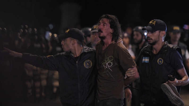 Hubo ms detenciones frente al Congreso 