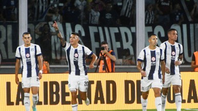 Talleres, con efectividad golea a Central en el Kempes