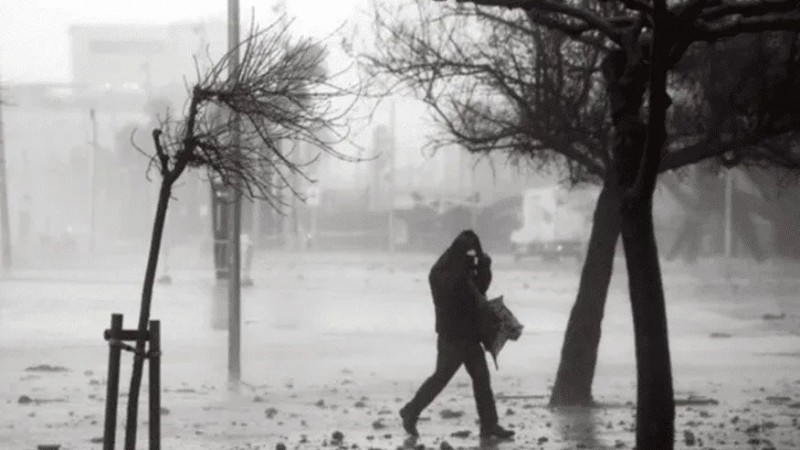 Alerta amarilla por lluvias y vientos fuertes para Santa Cruz 