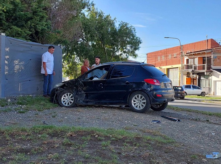 Fuerte choque con una mujer lesionada en Ro Gallegos