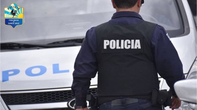 Mesa del salario: policías activos y retirados rechazan aumento y lo consideran "indigno" 