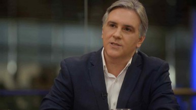 Martín Llaryora anunció la continuidad de beneficios en transporte tras quiebre de subsidios de Milei