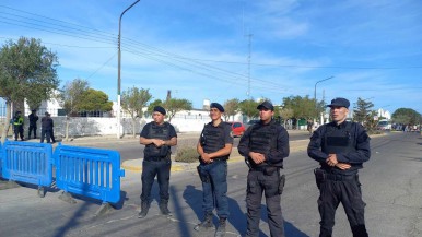 Éxito en el operativo policial durante el carnaval en Caleta Olivia: detención por agresión y desarticulación de fiesta clandestina