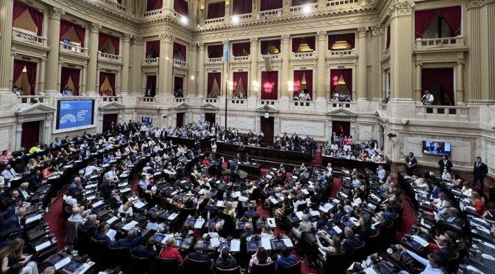 Diputados impulsan ley para prorrogar por cinco aos el Fondo Nacional de Incentivo Docente