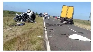 Trágico accidente en Corrientes: murieron dos agentes de la Policía Bonaerense y sus tres hijos