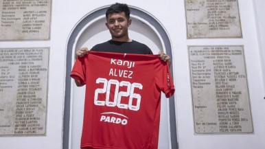 Thiago Alvez, talento de la CAI, se une a Independiente hasta el 2026