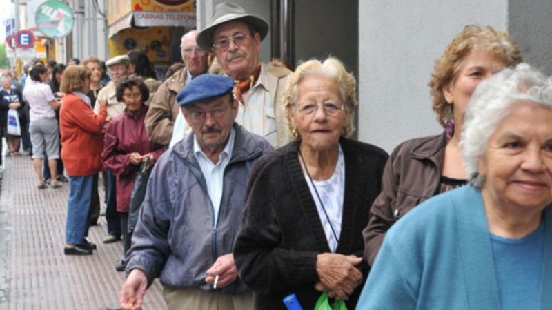 Se conoci el cronograma de pagos del bono para jubilados Anses. 