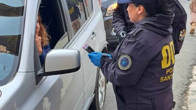 Operativo policial en El Calafate en el marco de la fecha de Turismo Carretera