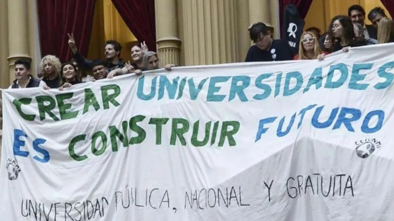 El gobierno sospecha que 5 universidades nacionales seran "fantasmas"