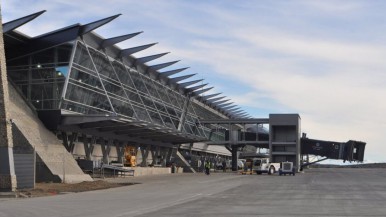 Multa millonaria al autor de la amenaza de bomba en el Aeropuerto de El Calafate 