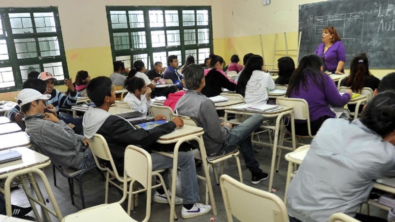 Sorpresivo: El Gobierno de Santa Cruz cambi la fecha de inicio de clases para el lunes 4 de marzo  