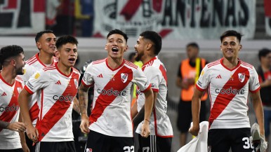 River Plate busca nuevamente la cima de la Zona A en un enfrentamiento crucial con Talleres: Hora, TV y Formaciones