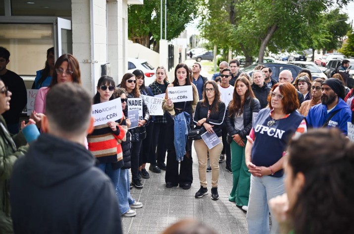 Trabajadores del CDR de Ro Gallegos: "Nosotros no somos la casta, somos los que ponemos el cuerpo cuando las polticas sociales no llegan" 