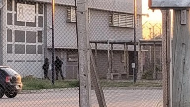 Balearon el frente del Complejo Penitenciario de la zona oeste de Rosario