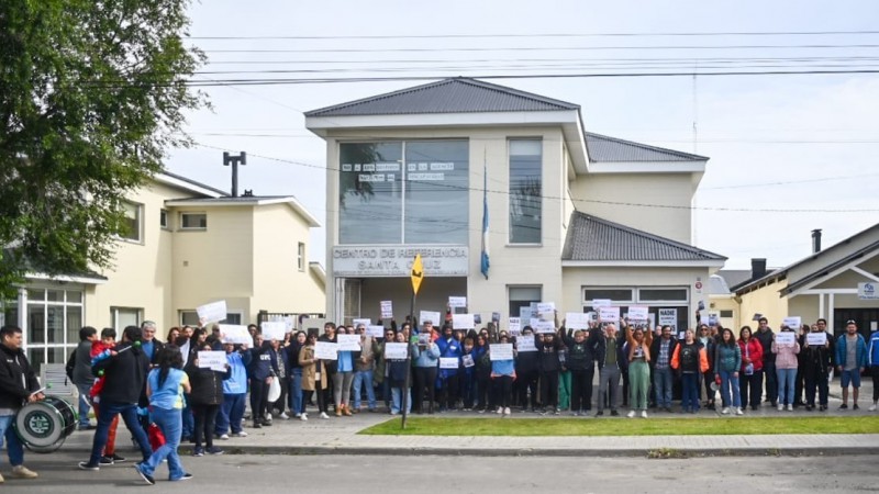 Contra el cierre y despidos: trabajadores del CDR de Ro Gallegos volvern a manifestarse frente al edificio 