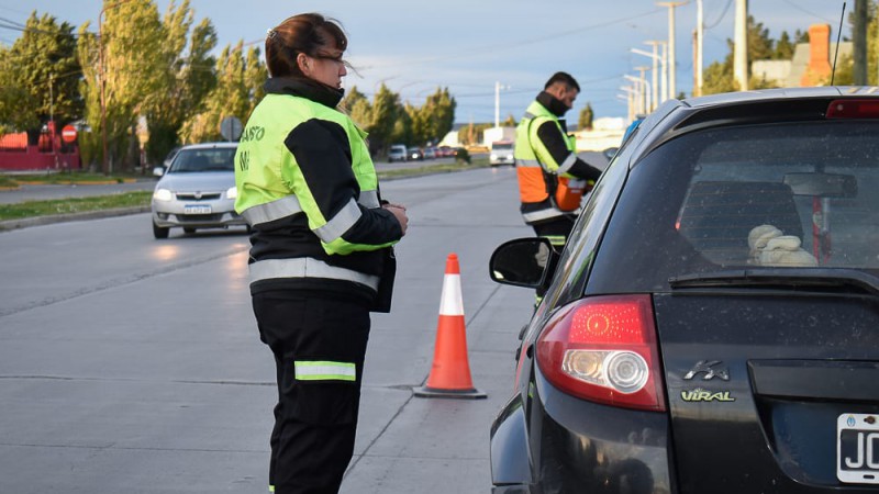 Trnsito municipal y polica realizaron controles.