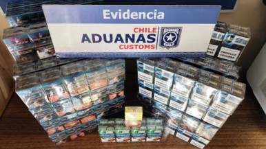 Decomisan mil atados de cigarrillos que pretendían ingresar a Chile