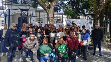 Trabajadores de IDUV marcharon a Casa de Gobierno 