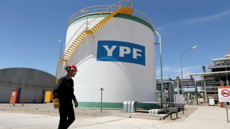 YPF quiere abandonar Chubut y Santa Cruz