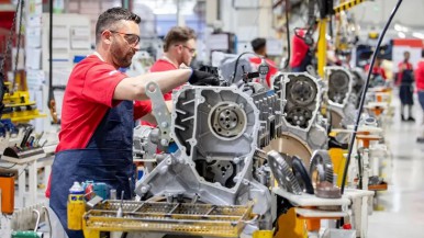 La industria pyme cayó 9,9% en la medición interanual en febrero y lleva tres meses en retroceso