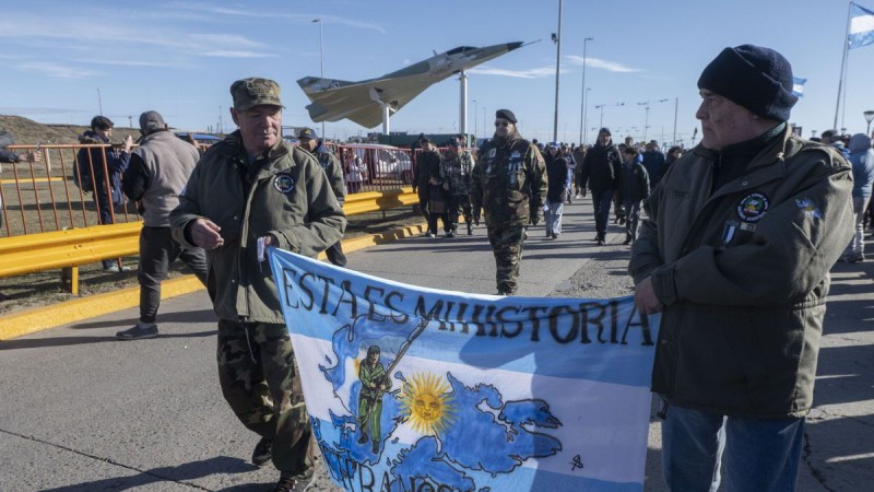 La motosierra lleg a Malvinas: Milei cancel el desfile de los veteranos del 2 de Abril