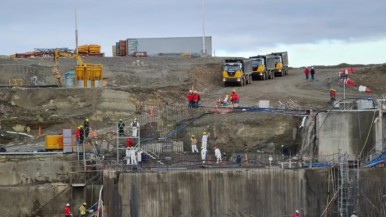 La UTE Represas Patagonia emitió un comunicado por el ingreso de agua en el complejo "Jorge Cepernic"