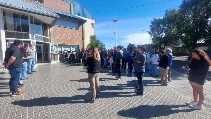 En emotivo acto la Facultad Regional Santa Cruz dijo "Nunca Ms"