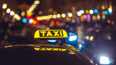 Taxistas de Río Gallegos congelan sus tarifas para "no tocar el bolsillo de los pasajeros"