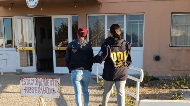 La mujer fue detenida en la va pblica. 