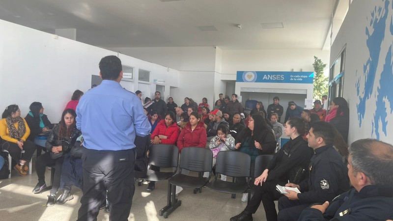 Representantes del Barrio Patagonia se reunieron con jefes de La Direccin General Regional Sur.