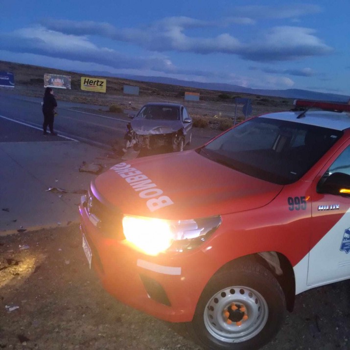 Rescate en incidente vehicular en ruta hacia aeropuerto de El Calafate