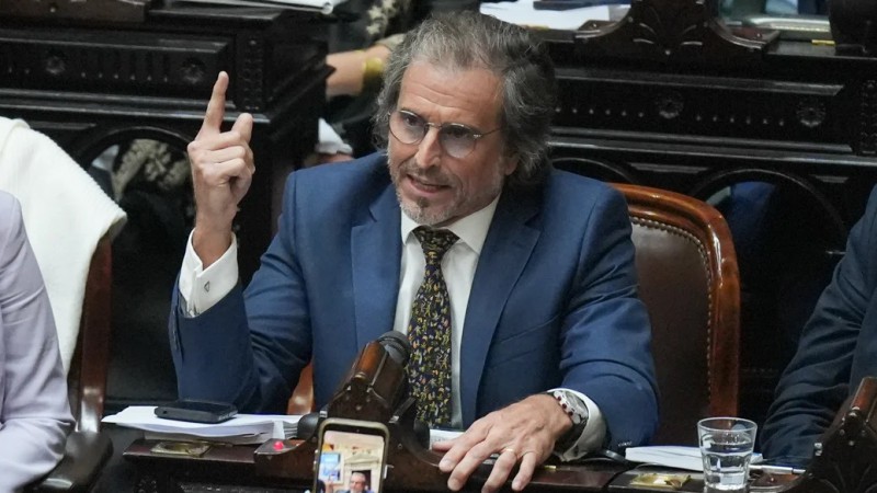 "Bertie" Benegas Lynch: "No creo en la obligatoriedad de la educacin"