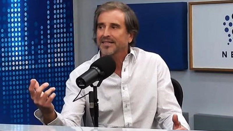 Diputado "Bertie" Benegas Lynch: "No creo en la obligatoriedad de la educacin"