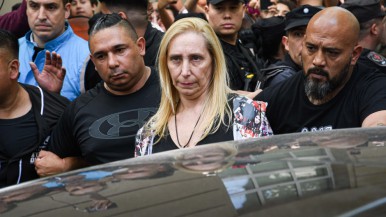 Karina Milei: llamada desde Miami agita la política y complica a Martin Menem