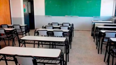 Una nena de 10 años encontró a su profesor viendo un video porno en plena clase