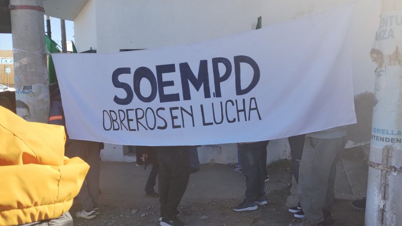 Trabajadores municipales de Puerto Deseado piden mejoras salariales y tendrn reunin de conciliacin