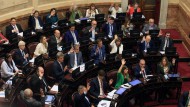 Además del aumento, los senadores se agregaron un aguinaldo 