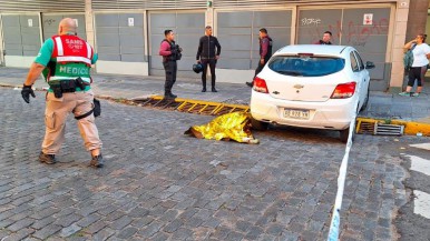 Un bombero mató a un ladrón e hirió a un cómplice cuando intentaron robarle