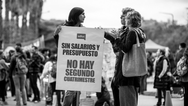 Hay un fuerte debate por la flta de presupuesto para las universidades