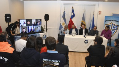 Presentaron oficialmente la Travesía Binacional de Aguas Abiertas