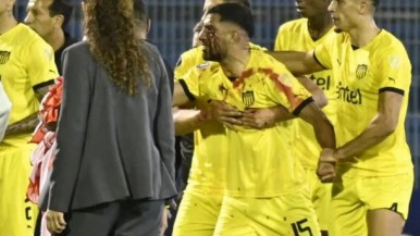 Dura sanción para Rosario Central por incidentes en la Copa Libertadores