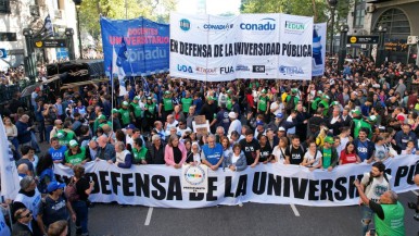 El Frente de los Sindicatos Universitarios se suma a la medida 