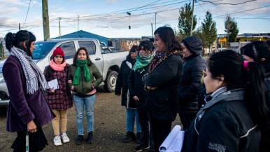 Ministra de Desarrollo recorrió barrio Madres a la Lucha 