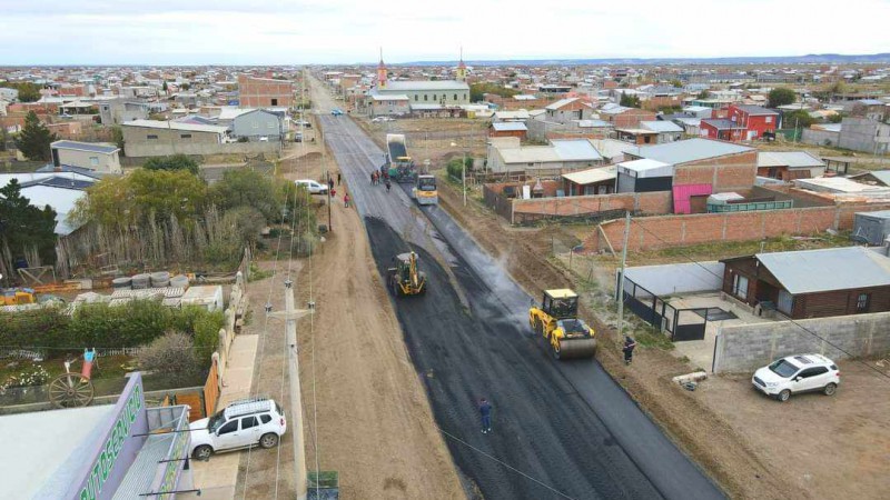 Finaliz la primera etapa de asfaltado sobre Calle 22 