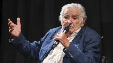 José Mujica se someterá a radioterapia para tratar cáncer de esófago