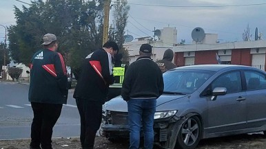 Río Gallegos: nuevo accidente de tránsito en la autovía frente a la rotonda Samoré