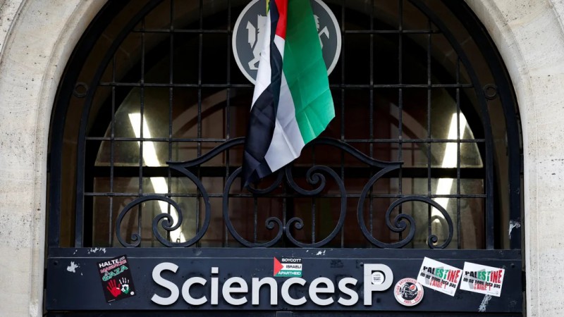 Francia: la polica de Pars desaloj a los estudiantes pro palestinos que ocupaban la Universidad Sciences Po