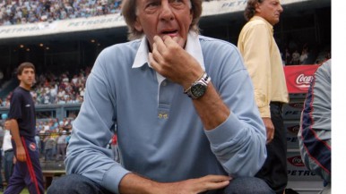 César Luis Menotti, el dueño de una de las veredas de la histórica grieta del fútbol argentino